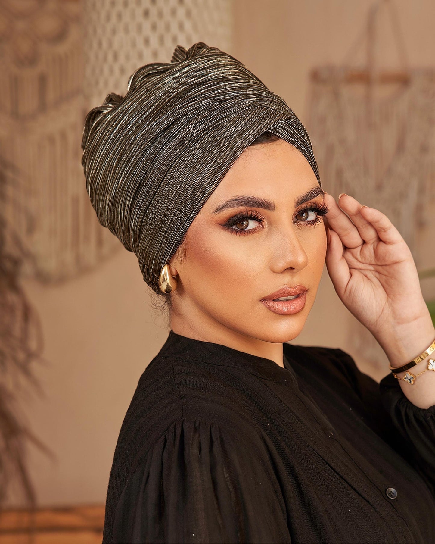 Rosy turban
