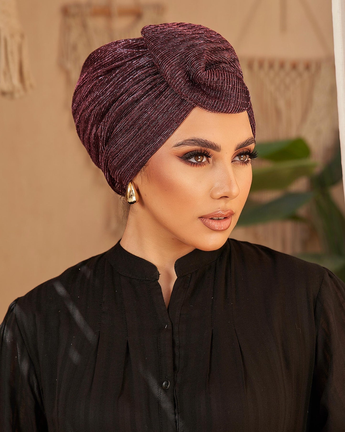 Round wing turban