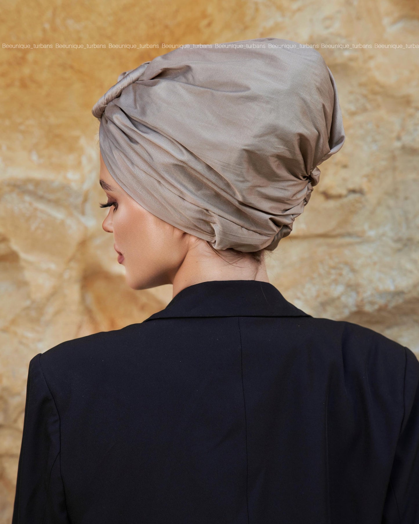 Ring taffeta turban
