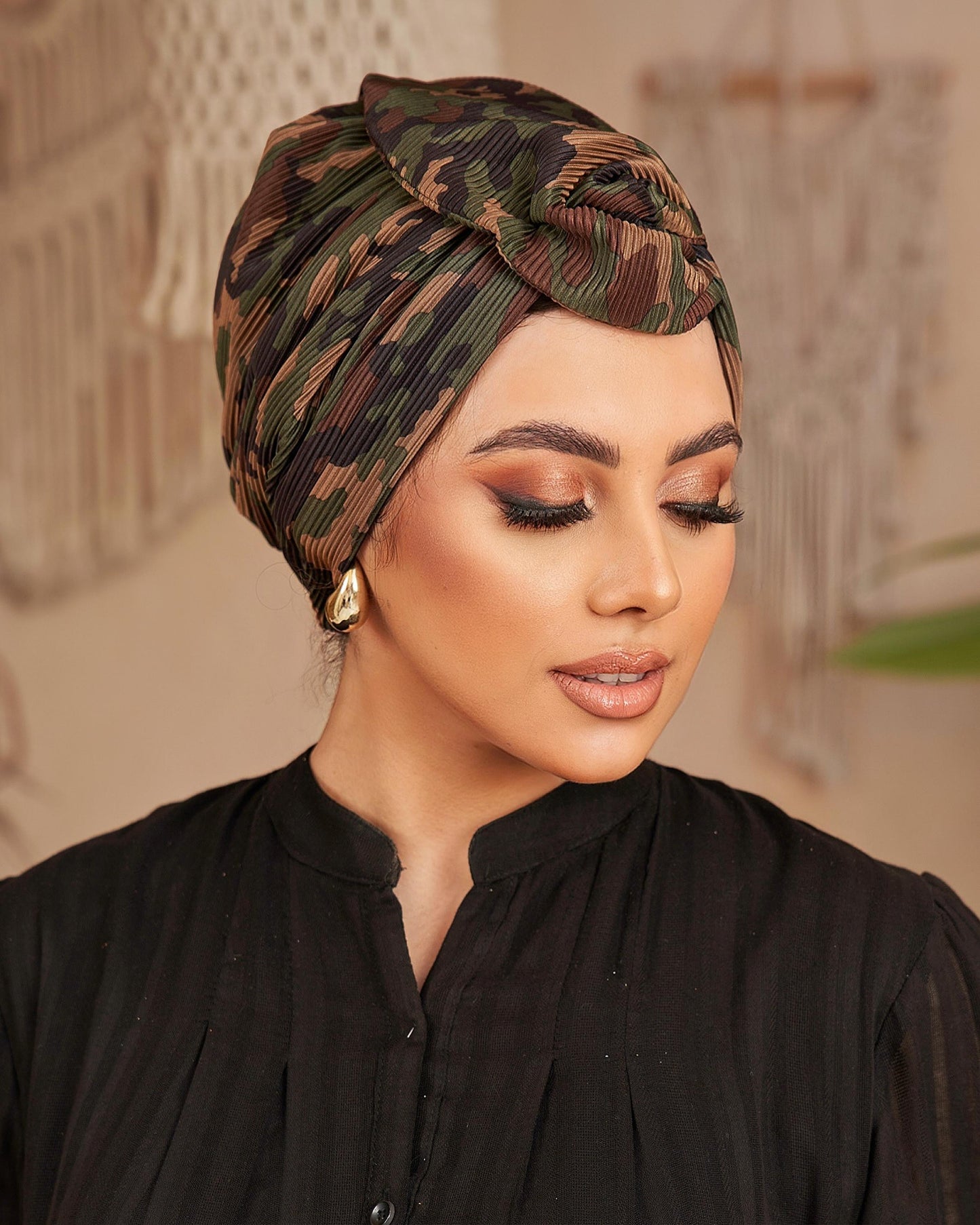 Round wing  turban