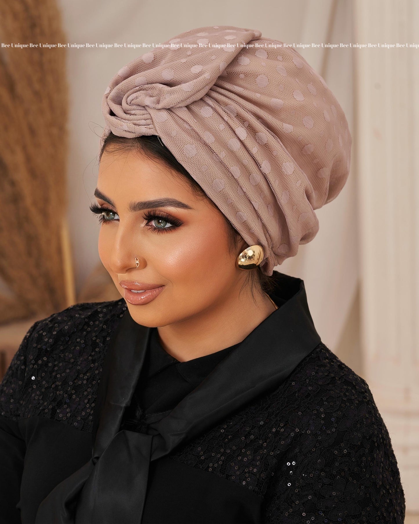 Round wing turban