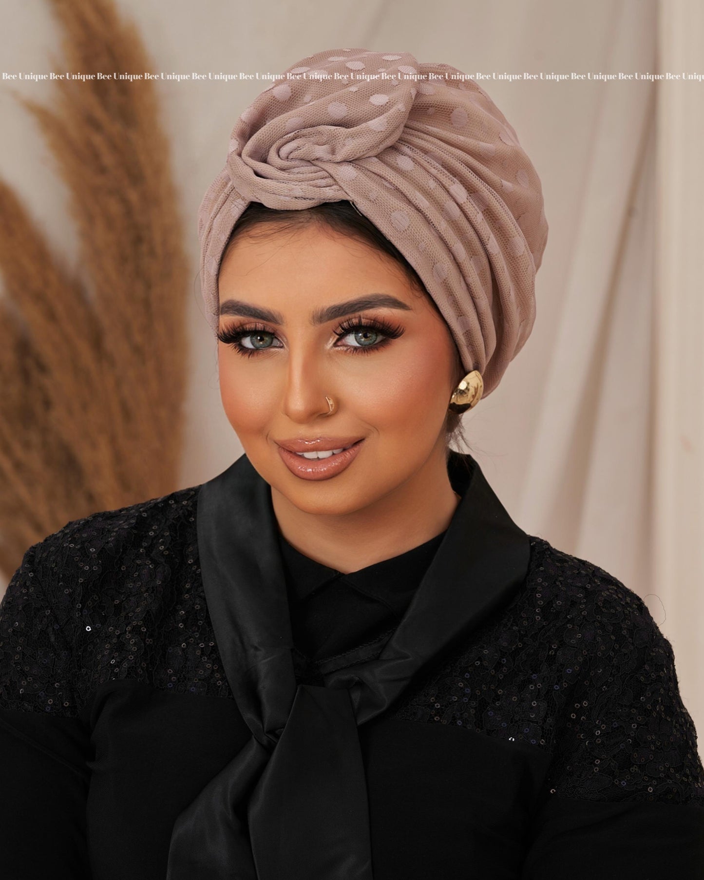 Round wing turban
