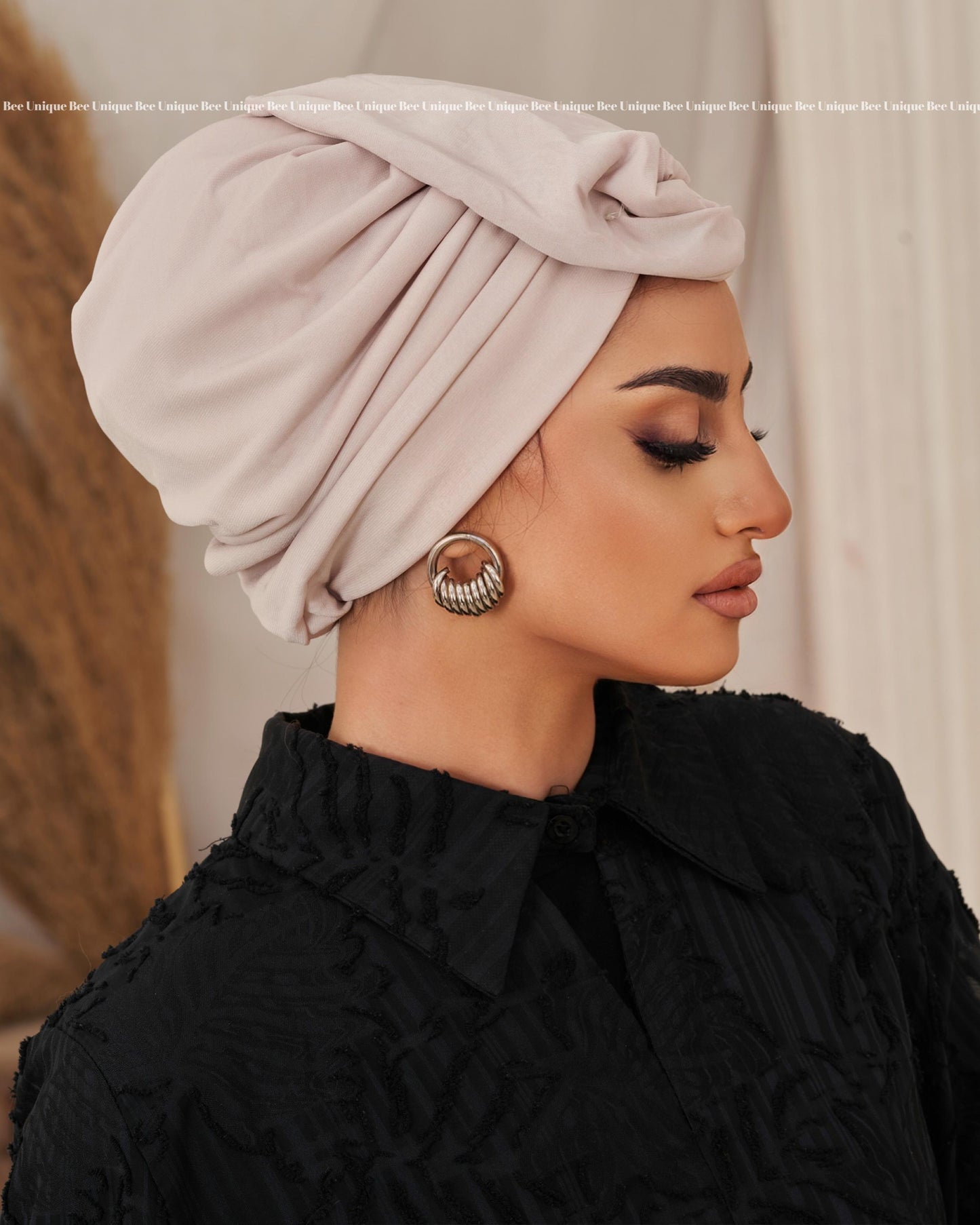Round wing turban