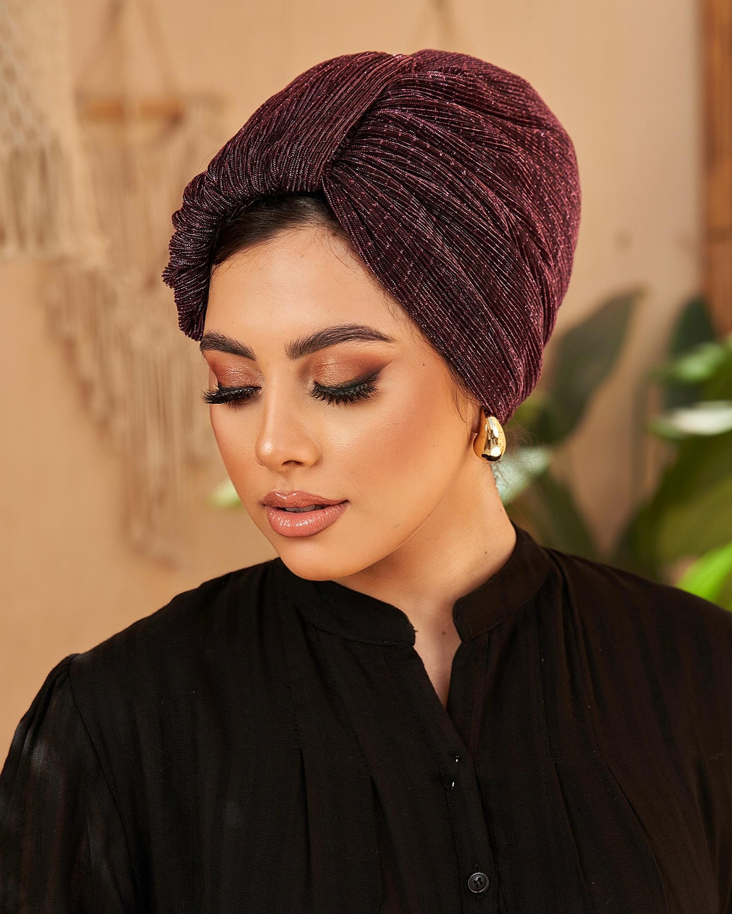 Round wing turban
