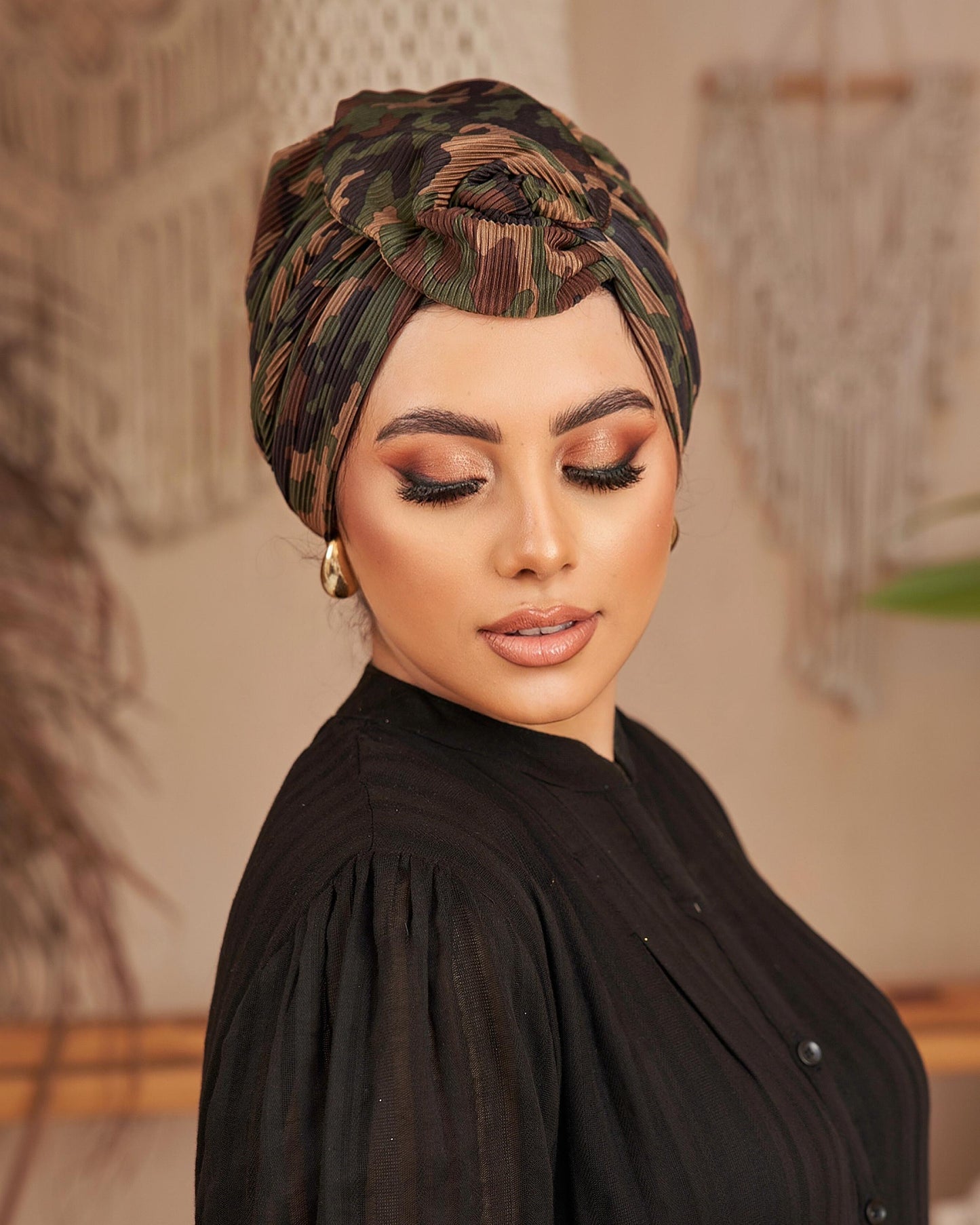 Round wing  turban