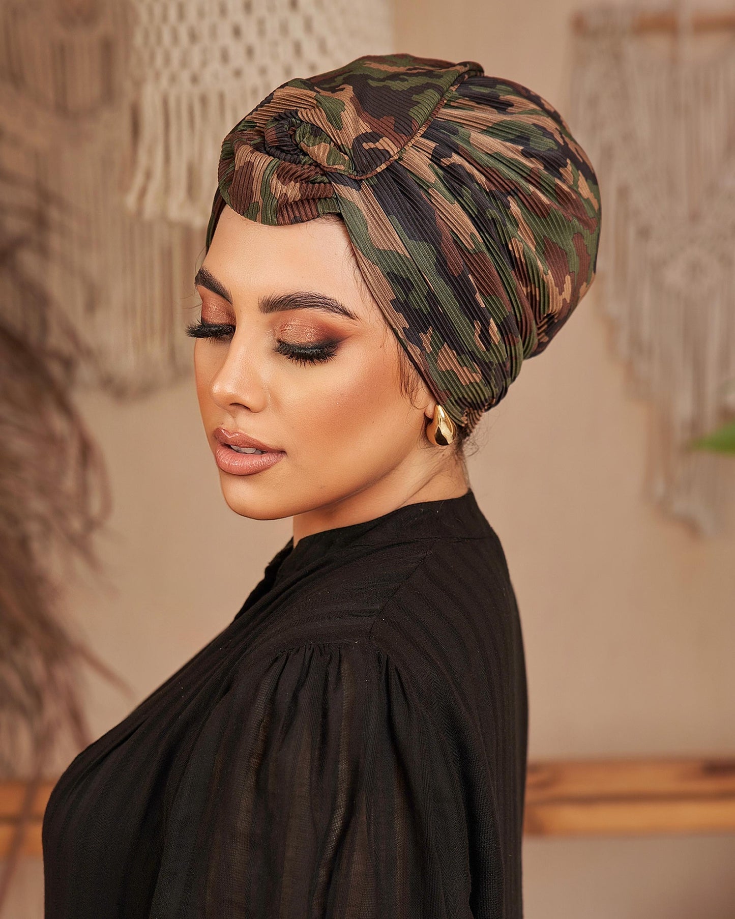 Round wing  turban