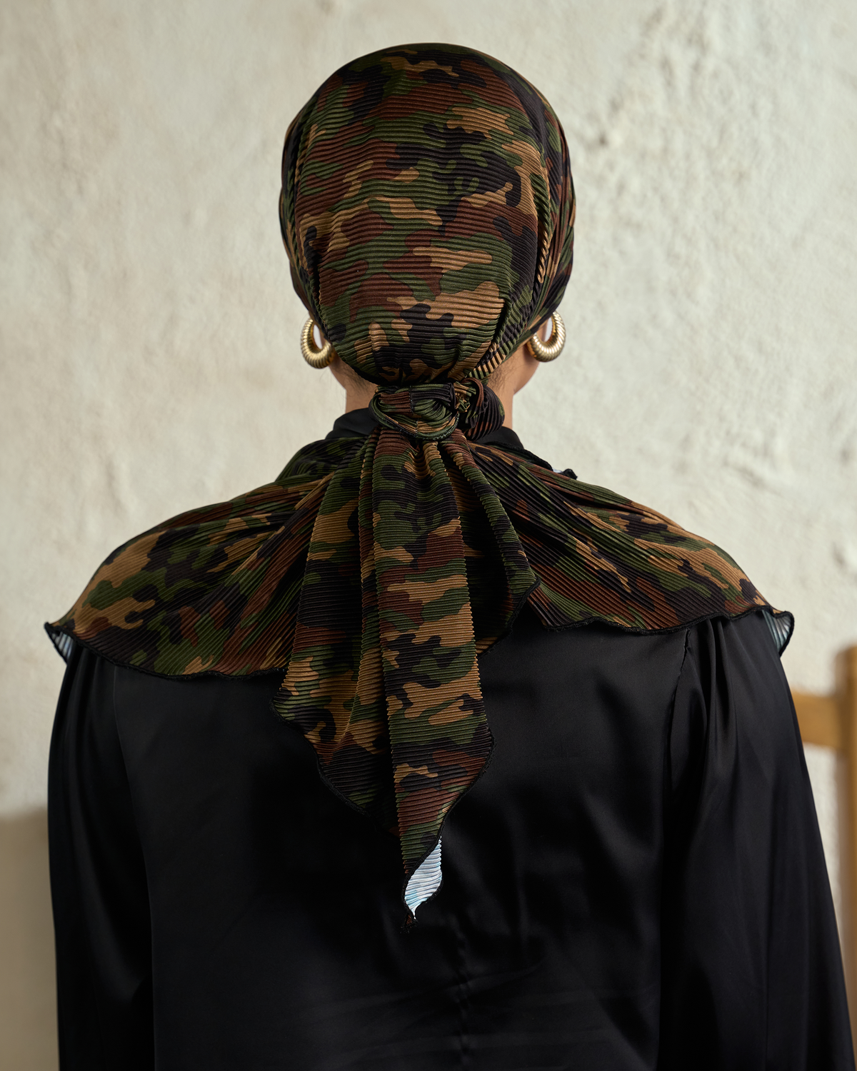 Plissé mini tie