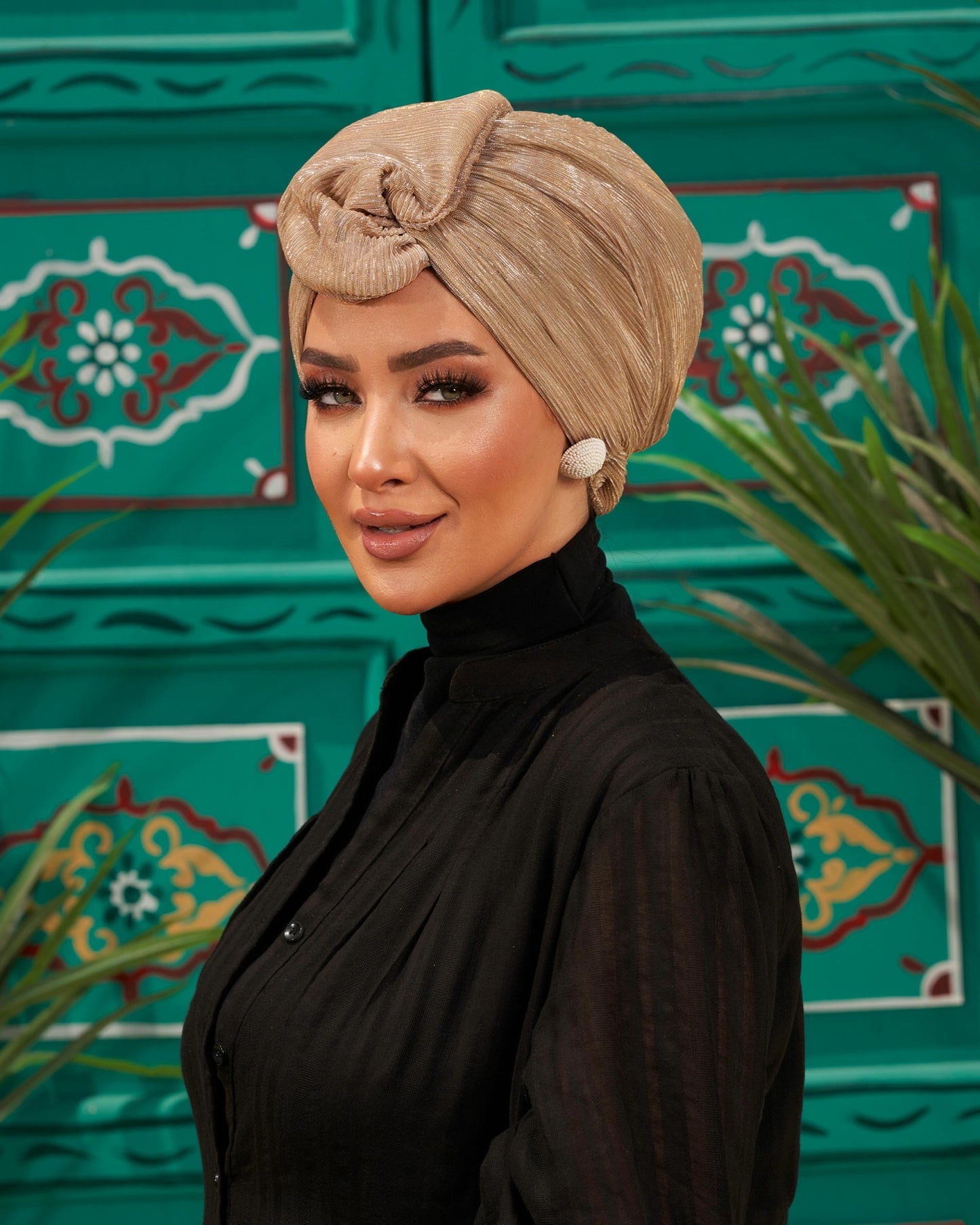 Round wing turban