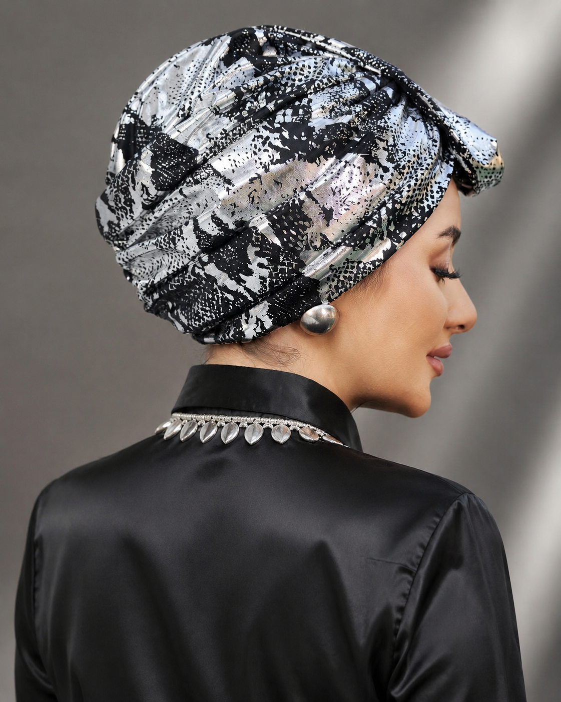Round wing turban