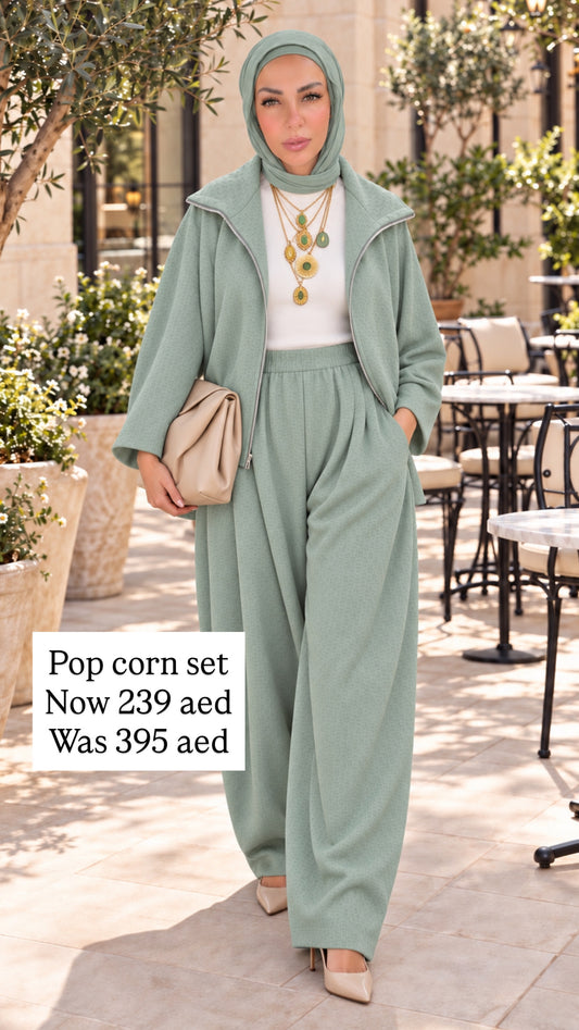 Popcorn suit