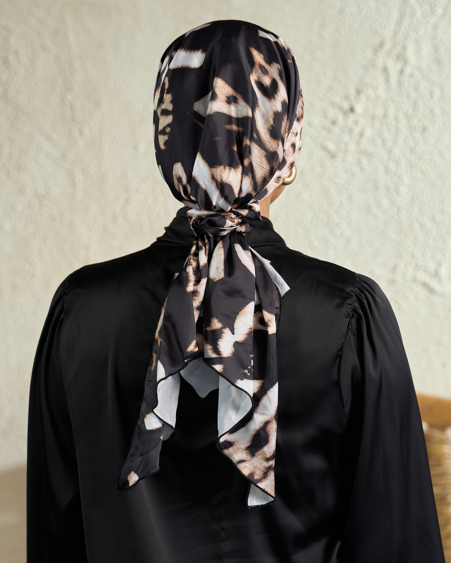 mini tie