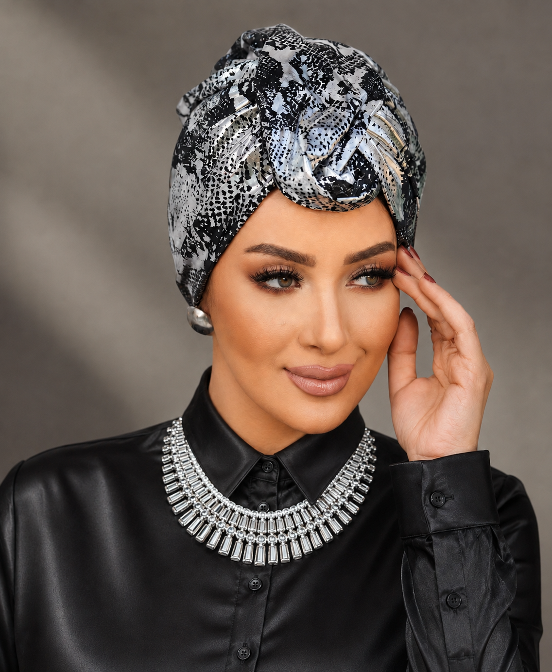 Round wing turban