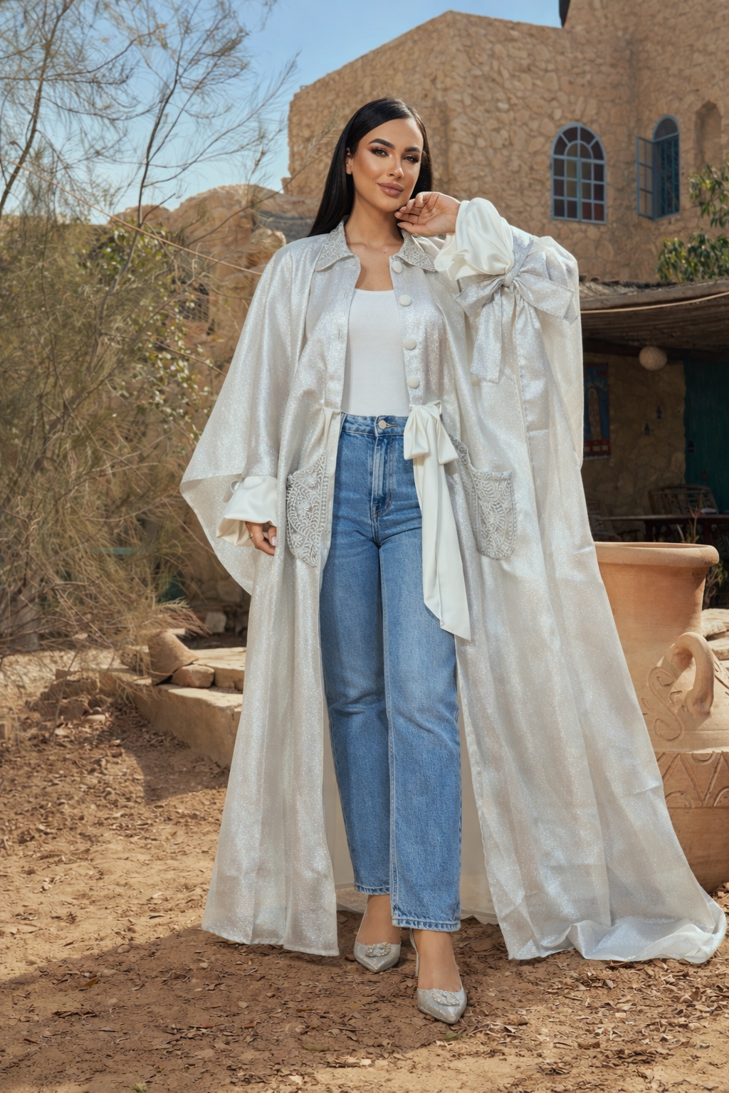 Konouz silver abaya