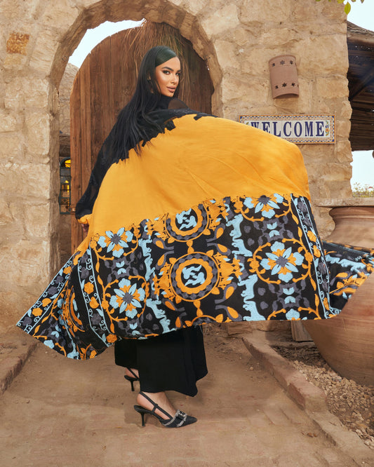 Konouz abaya