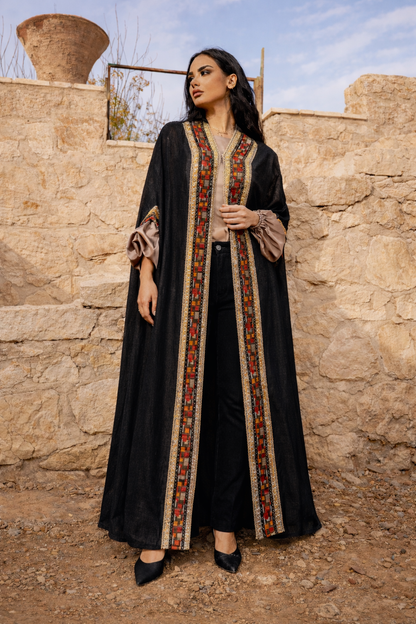 Konouz abaya