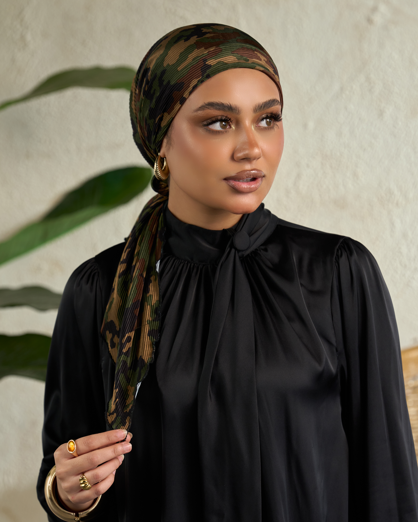 Plissé mini tie